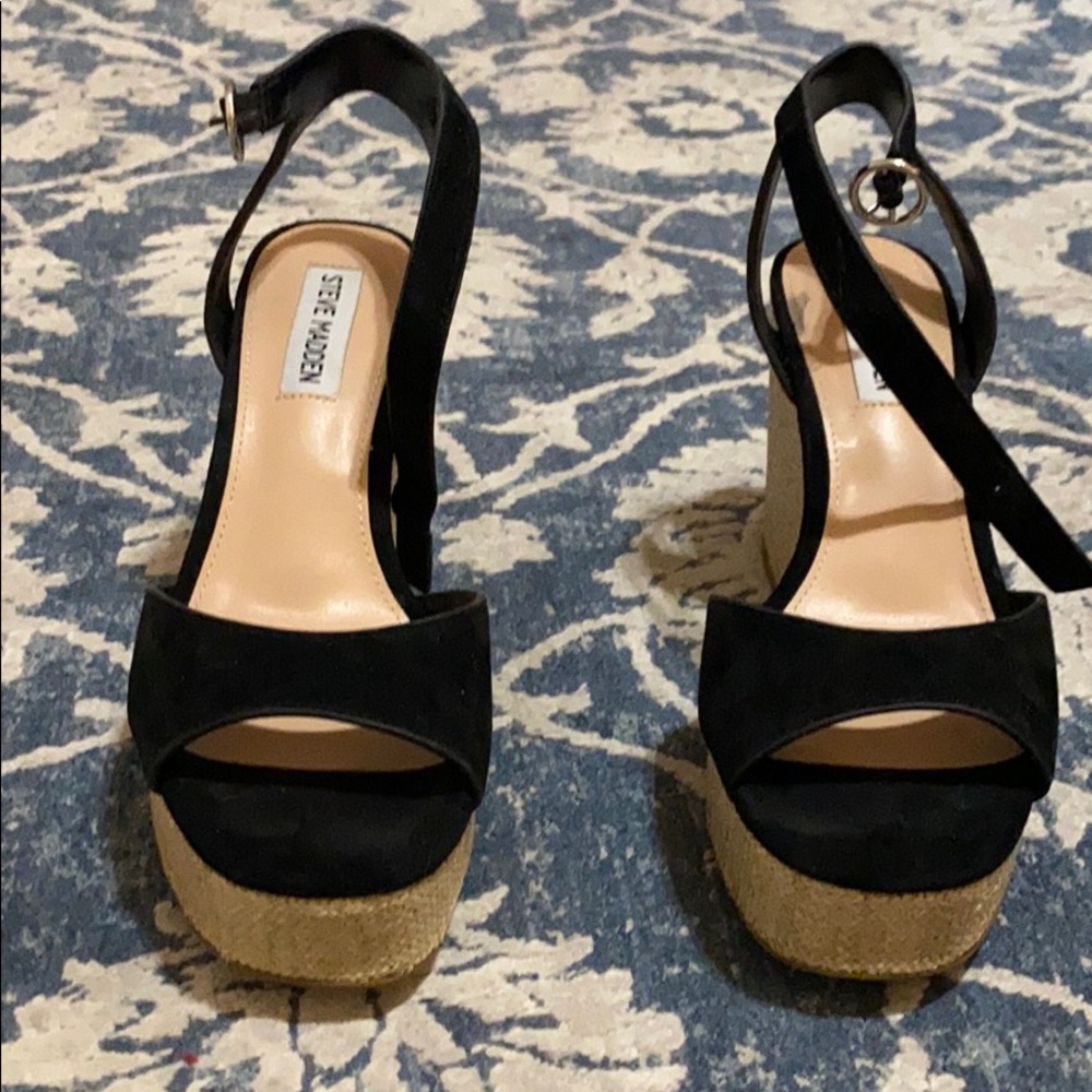 Steve Madden black platform size 8